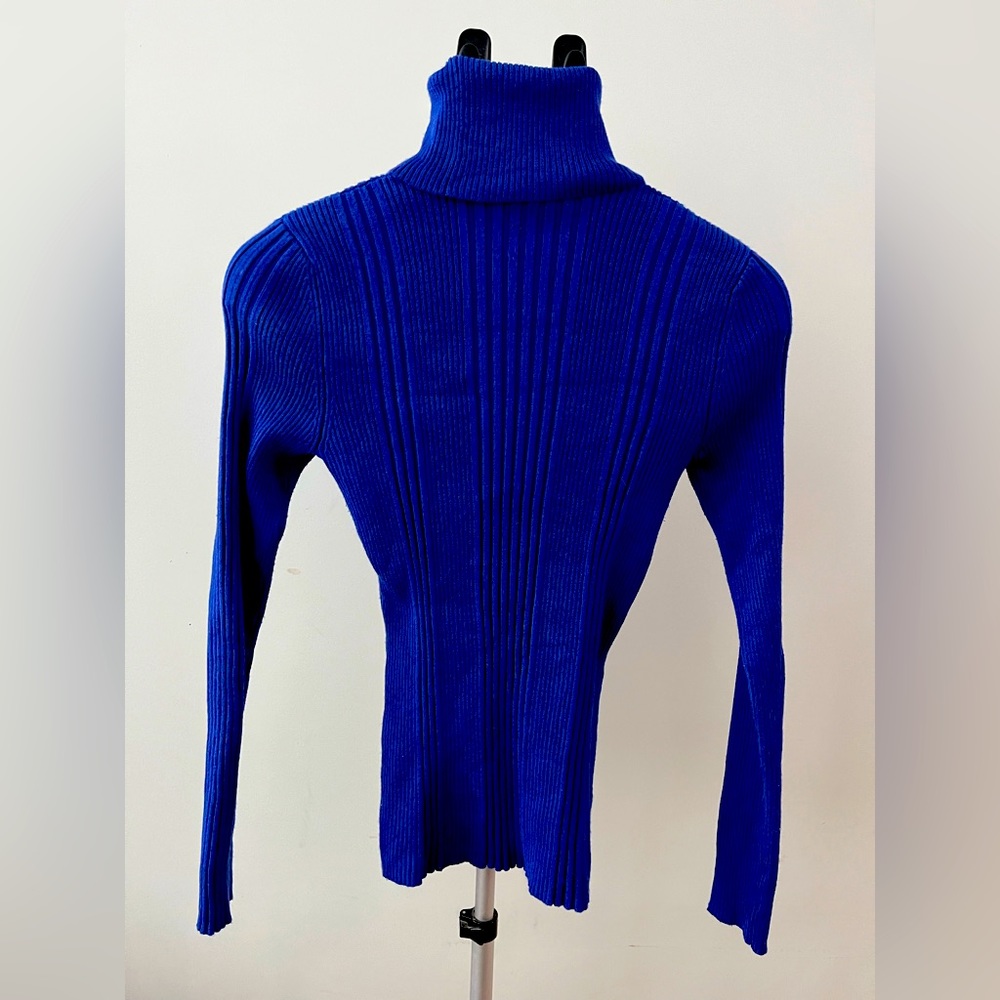 No Boundaries Turtleneck